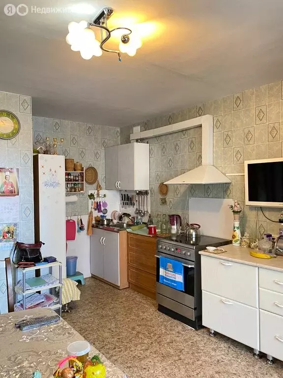 1-комнатная квартира: Тольятти, улица Дзержинского, 12 (60 м) - Фото 1