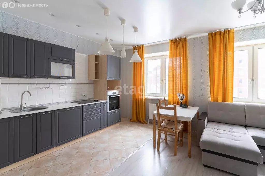 1-комнатная квартира: Тюмень, улица Николая Ростовцева, 27к2 (50 м) - Фото 1
