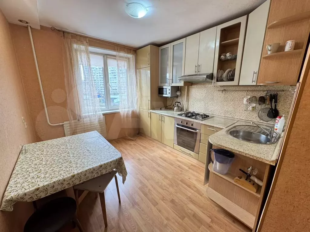 3-к. квартира, 70 м, 3/9 эт. - Фото 0