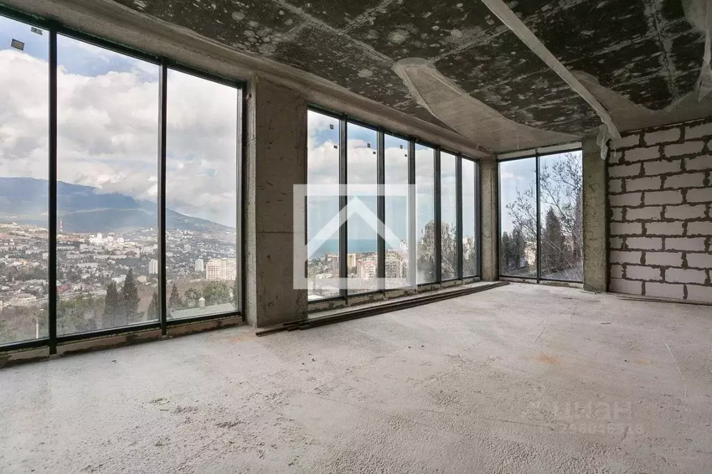 Дом в Крым, Ялта ш. Южнобережное, 44 (256 м) - Фото 2