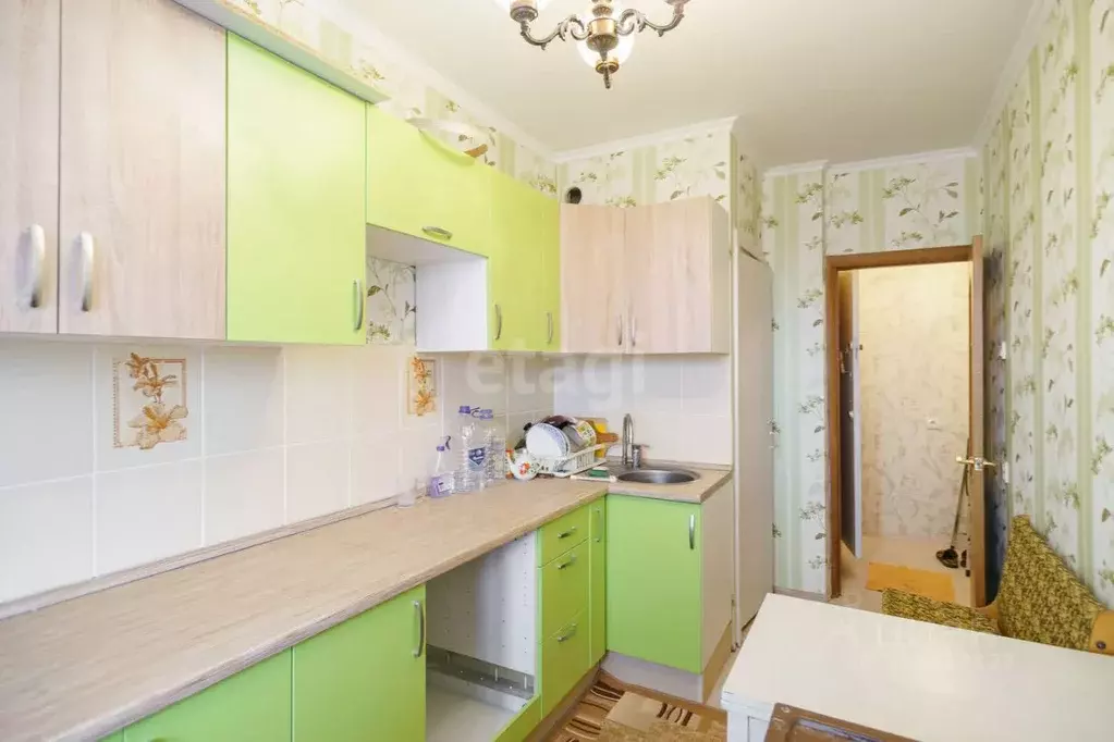 3-к кв. Ульяновская область, Ульяновск ул. Репина, 43 (65.0 м) - Фото 1