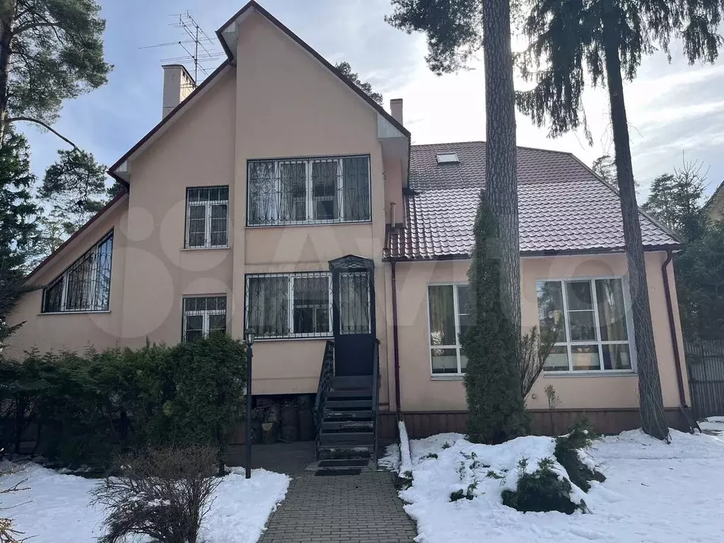 Дом 550 м на участке 15 сот. - Фото 1