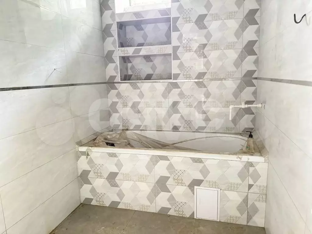 3-к. квартира, 70 м, 1/4 эт. - Фото 0