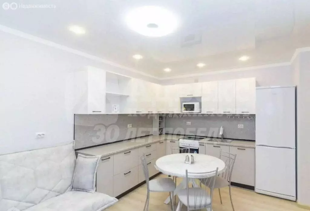 2-комнатная квартира: деревня Дударева, Тюменская улица, 1 (42.7 м) - Фото 1