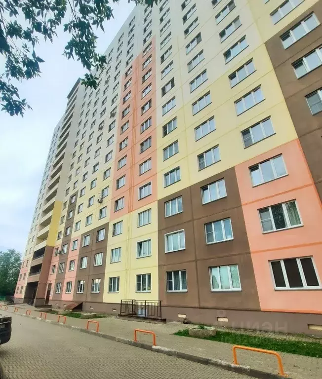 2-к кв. Кировская область, Киров Заводская ул., 4 (41.2 м) - Фото 1