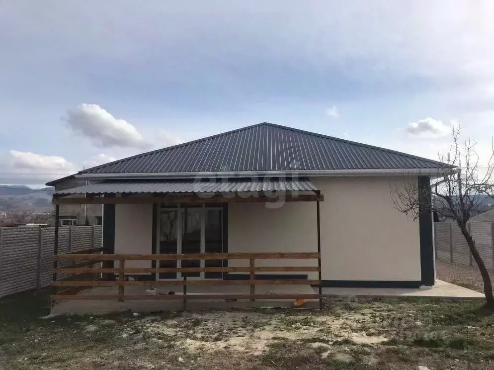 Дом в Крым, Симферопольский район, с. Доброе ул. Тынчлык (95 м) - Фото 2