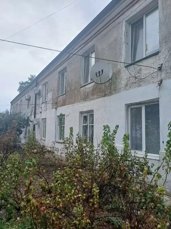 2-к кв. Крым, Ленинский район, с. Горностаевка ул. Октябрьская (43.4 ... - Фото 0