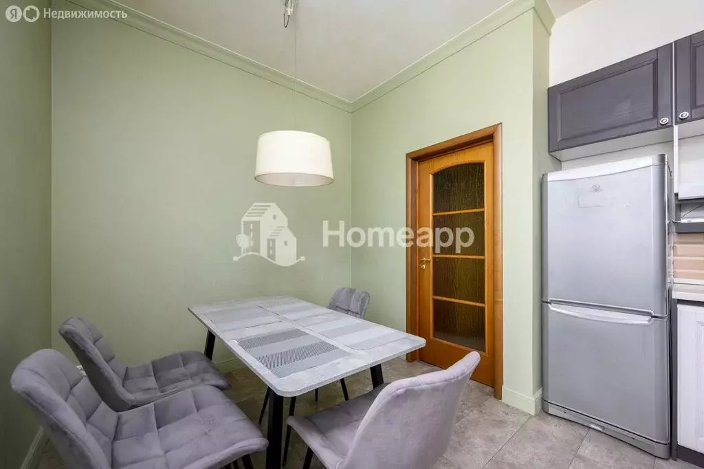 3-комнатная квартира: Москва, улица Хамовнический Вал, 2 (86 м) - Фото 1