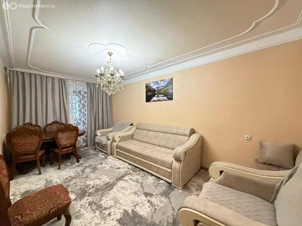 3-комнатная квартира: Нальчик, Кабардинская улица, 204 (65.3 м) - Фото 1