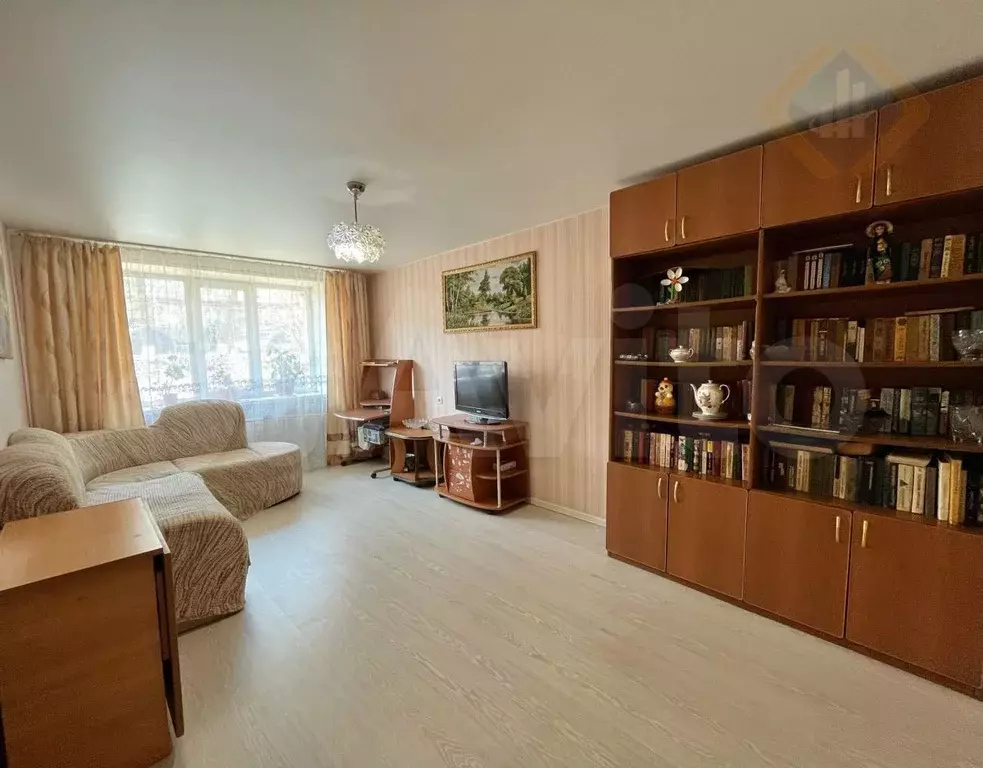 3-к. квартира, 57 м, 1/5 эт. - Фото 1