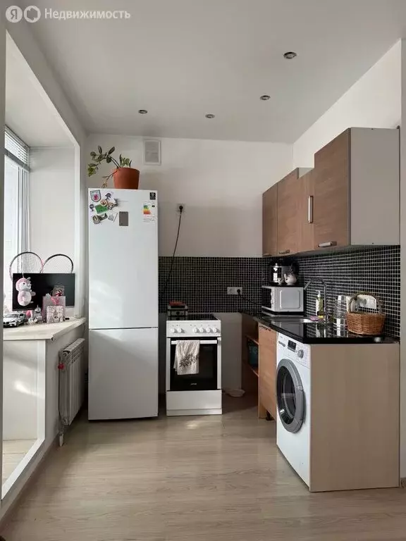 1-комнатная квартира: Омск, улица Крупской, 14 (33 м) - Фото 2