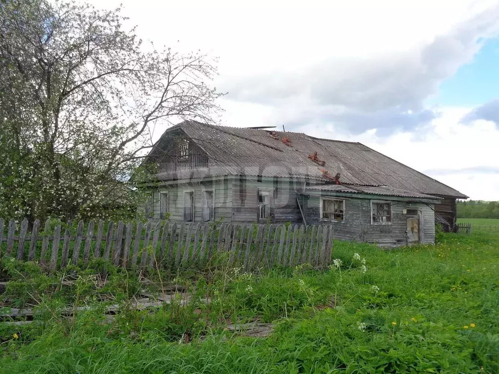 Дом в Вологодская область, Сокольский муниципальный округ, д. ... - Фото 0