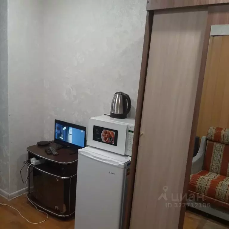 Комната Краснодарский край, Краснодар ул. Имени Игнатова, 8 (10.0 м) - Фото 2