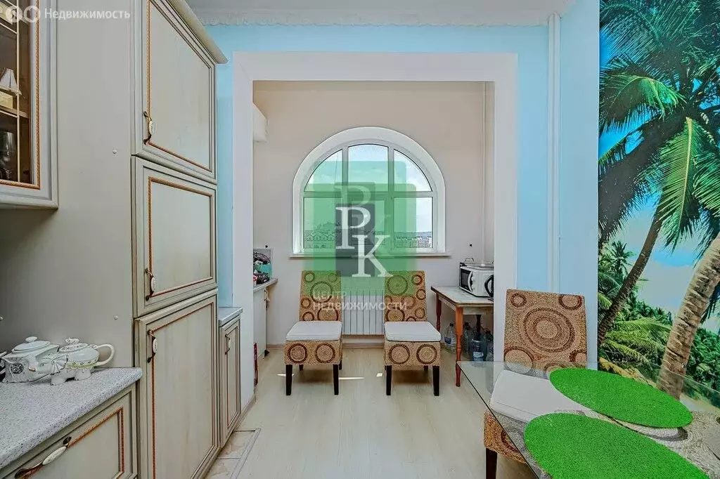 3-комнатная квартира: Севастополь, Античный проспект, 4 (130 м) - Фото 1
