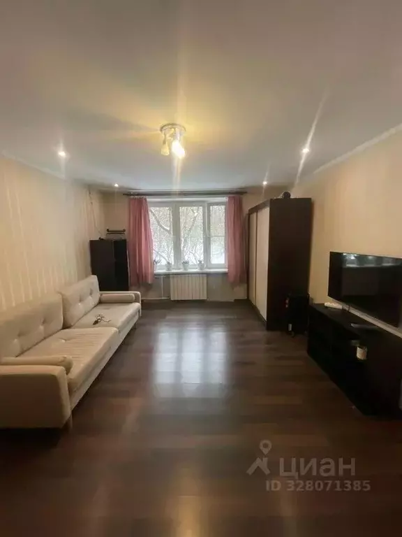 1-к кв. Москва Ангарская ул., 23К1 (40.0 м) - Фото 1