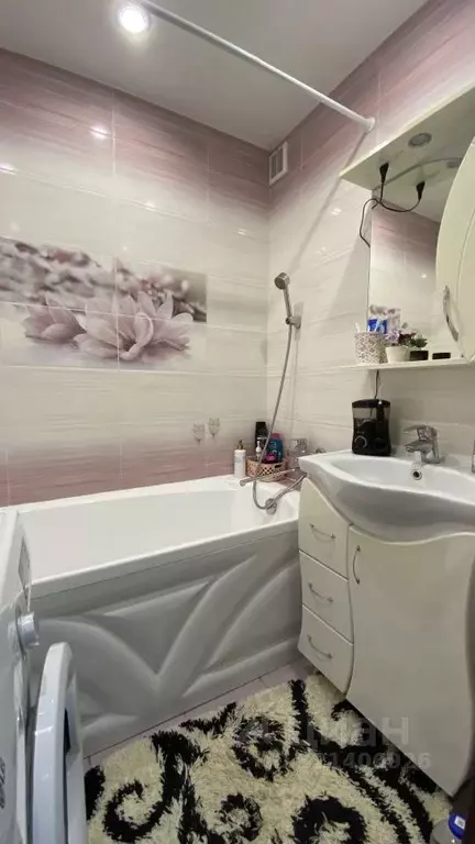 3-к кв. Белгородская область, Белгород ул. Королева, 6 (72.0 м) - Фото 1