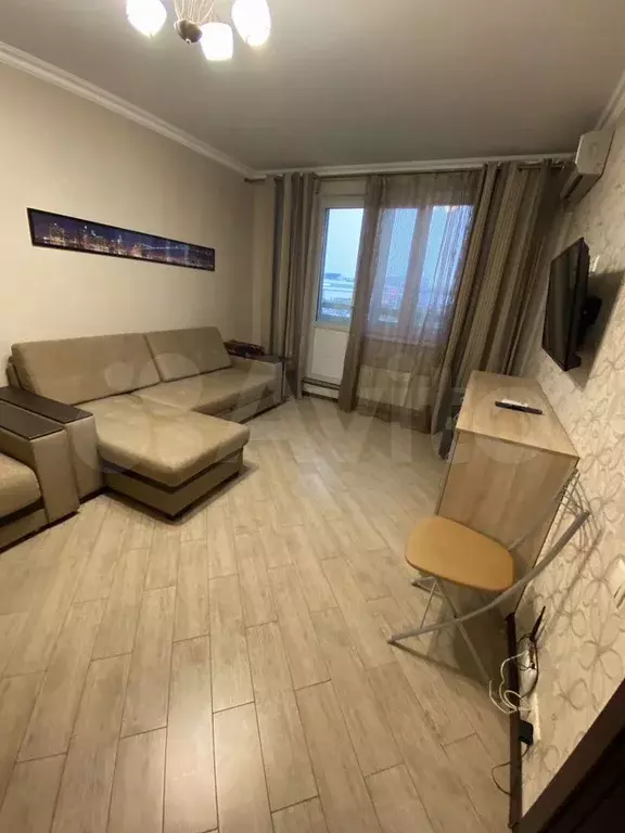 1-к. квартира, 40 м, 7/25 эт. - Фото 0