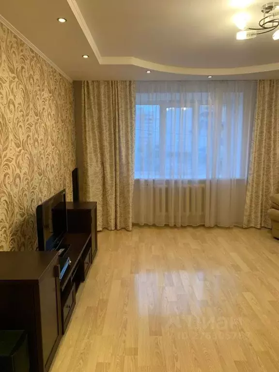 2-к кв. Ярославская область, Ярославль просп. Фрунзе, 39к2 (76.0 м) - Фото 1