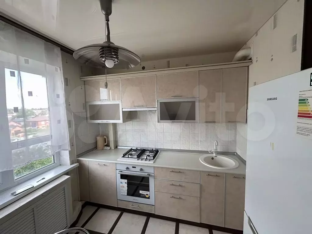 1-к. квартира, 38 м, 5/5 эт. - Фото 1