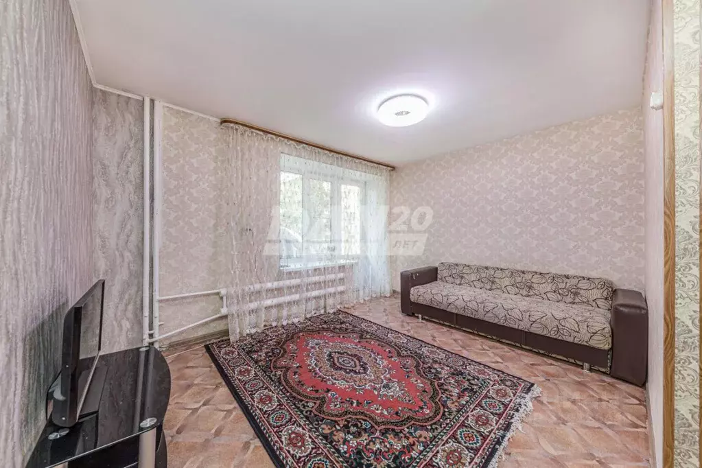 2-к кв. Челябинская область, Челябинск Черкасская ул., 14 (35.4 м) - Фото 0
