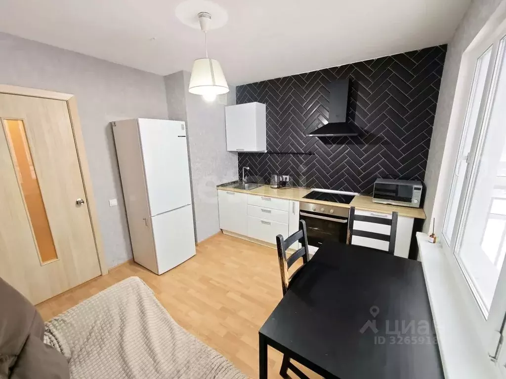 1-к кв. Свердловская область, Екатеринбург ул. Рассветная, 6к2 (38.6 ... - Фото 2