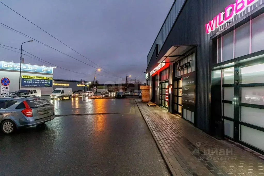 Помещение свободного назначения в Тюменская область, Тюмень ул. ... - Фото 1