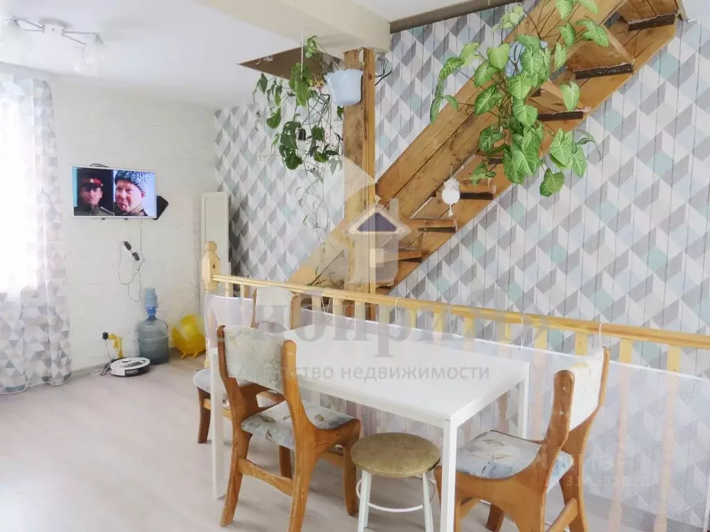 Таунхаус в Томская область, Томск пос. Апрель,  (100 м) - Фото 1