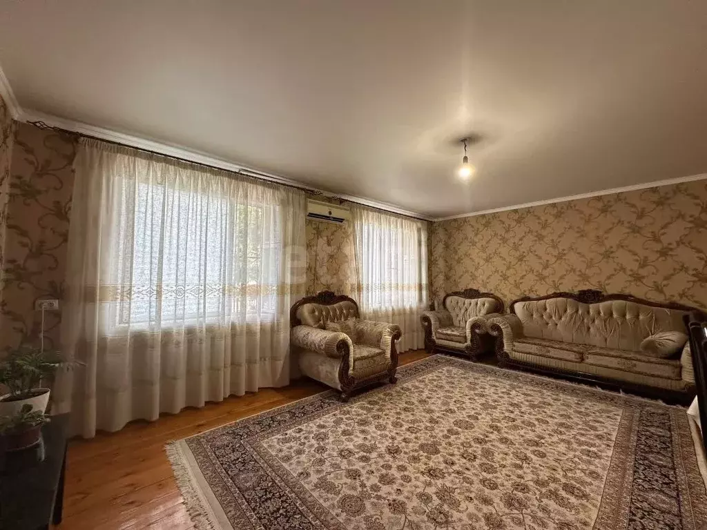 3-к кв. Дагестан, Махачкала просп. Имама шамиля, 89А (98.0 м) - Фото 0