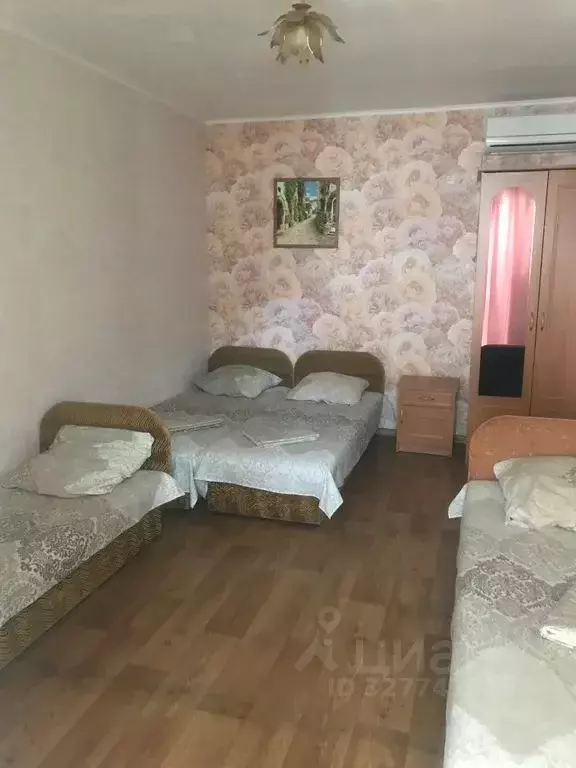 Комната Крым, Судак ул. Амет-хан Султана, 2 - Фото 1