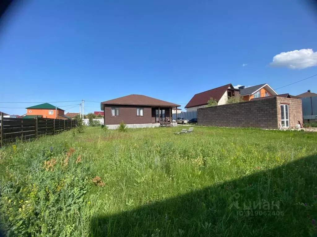 Дом в Саратовская область, пос. Рейник, Лазурный мкр 270А (100 м) - Фото 1