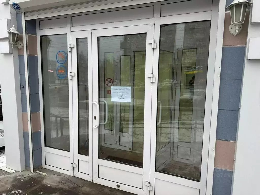 Торговая площадь в Удмуртия, Ижевск Молодежная ул., 10 (77 м) - Фото 1