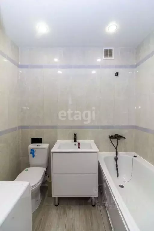 Студия Тюменская область, Тюменский муниципальный округ, д. Патрушева ... - Фото 1