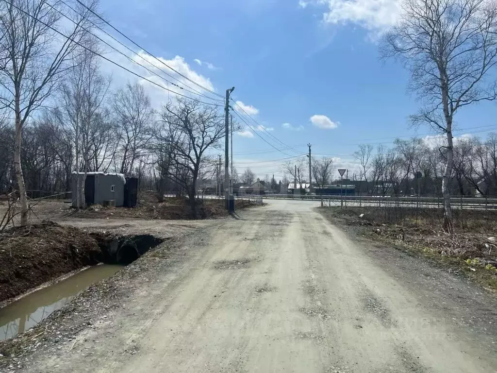 Участок в Сахалинская область, Южно-Сахалинск ул. Памятная (10.0 сот.) - Фото 1