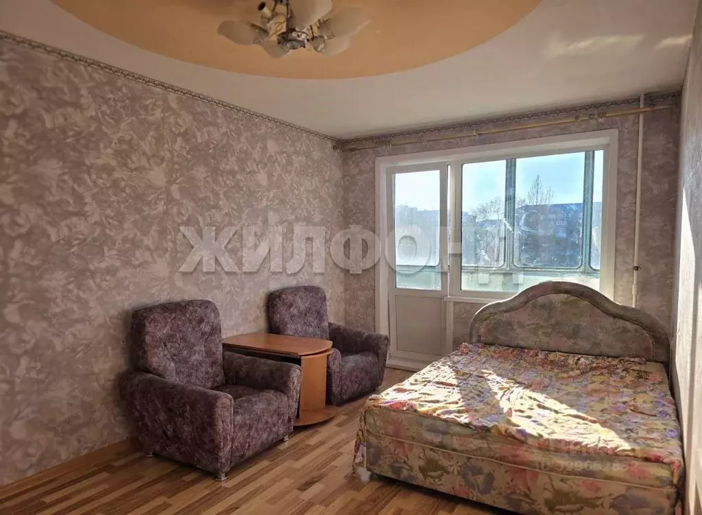 2-к кв. Алтайский край, Барнаул ул. Антона Петрова, 128 (44.6 м) - Фото 1
