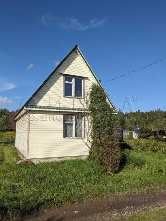 Дом в Ленинградская область, Кингисеппский район, Большелуцкое с/пос, ... - Фото 2