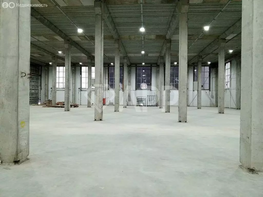 Склад (2302 м) - Фото 1