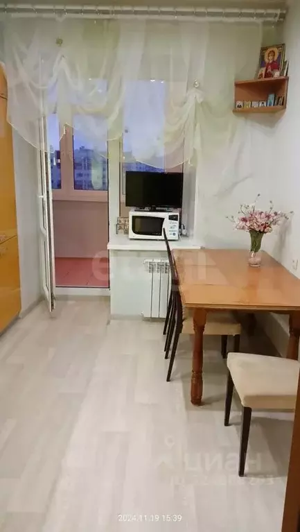 2-к кв. Ханты-Мансийский АО, Сургут Быстринская ул., 6 (60.0 м) - Фото 2