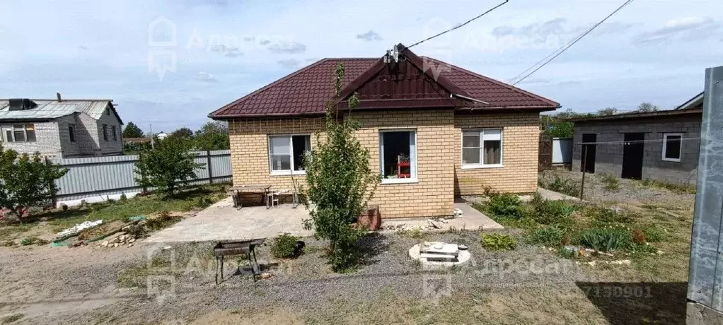 Дом в Волгоградская область, Волгоград Латошинская ул. (78 м) - Фото 1