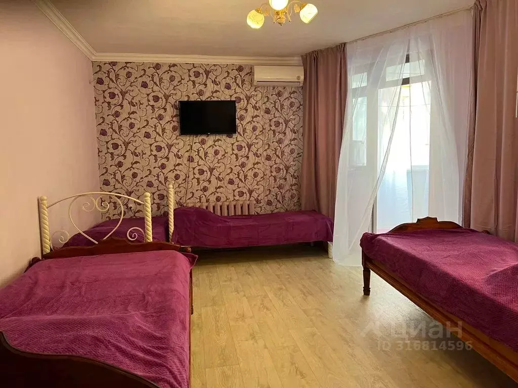 Комната Краснодарский край, Сочи Адлер жилрайон, ул. Ульянова, 12 - Фото 0