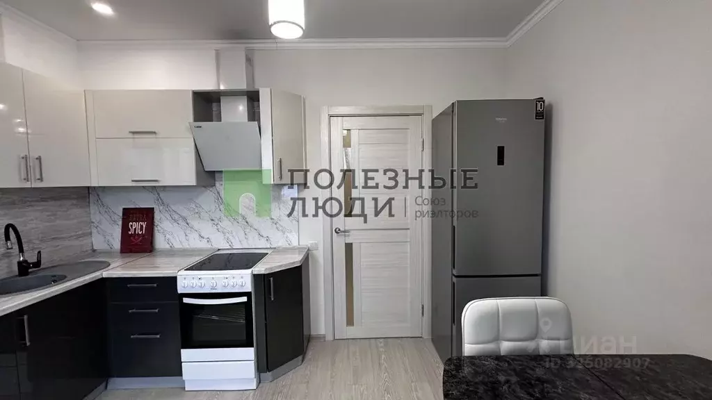 1-к кв. Астраханская область, Астрахань ул. Савушкина, 6И (36.3 м) - Фото 2