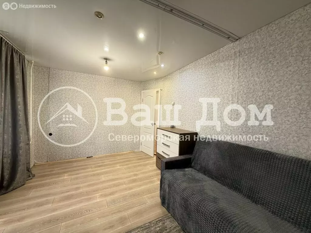 2-комнатная квартира: Североморск, улица Адмирала Головко, 1 (43 м) - Фото 1