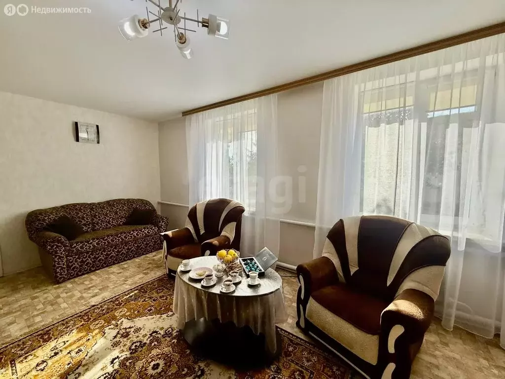 Дом в Сакский район, Лесновское сельское поселение, село Куликовка, ... - Фото 0