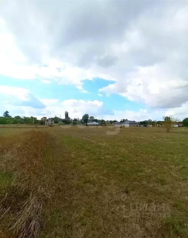 Участок в Крым, Белогорский район, с. Ароматное ул. Тенистая, 24 (7.5 ... - Фото 1