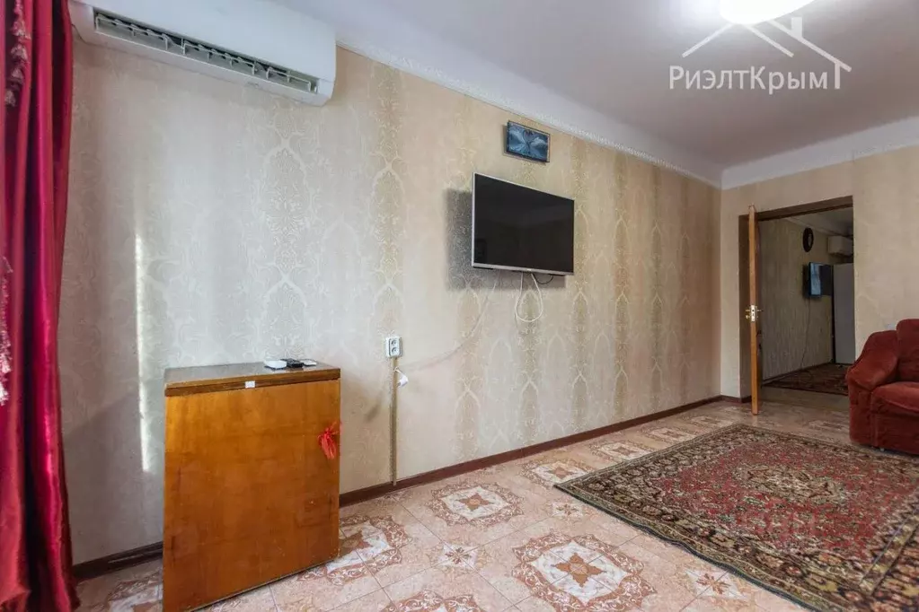 2-к кв. Крым, Симферополь ул. Киевская, 112 (50.0 м) - Фото 1