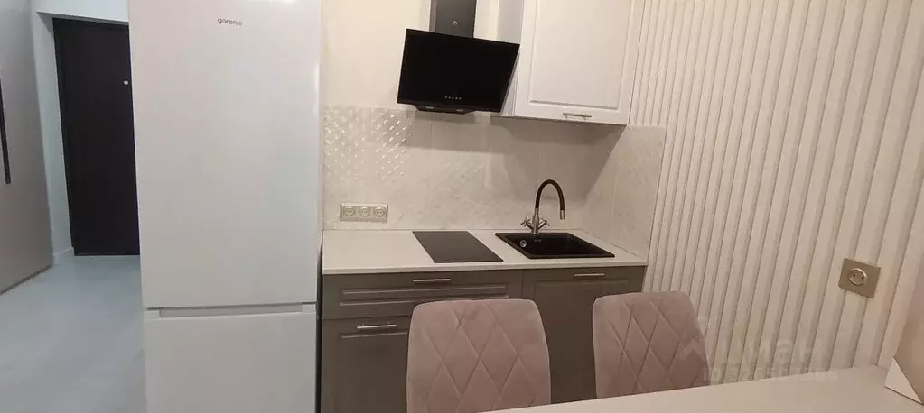 Студия Иркутская область, Иркутск ул. Красный Путь, 63 (31.0 м) - Фото 1