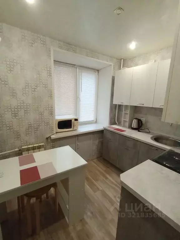 4-к кв. Ульяновская область, Ульяновск ул. Артема, 30 (60.0 м) - Фото 1