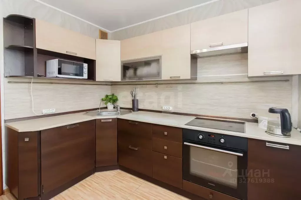 2-к кв. Тюменская область, Тюмень Широтная ул., 25 (50.4 м) - Фото 1