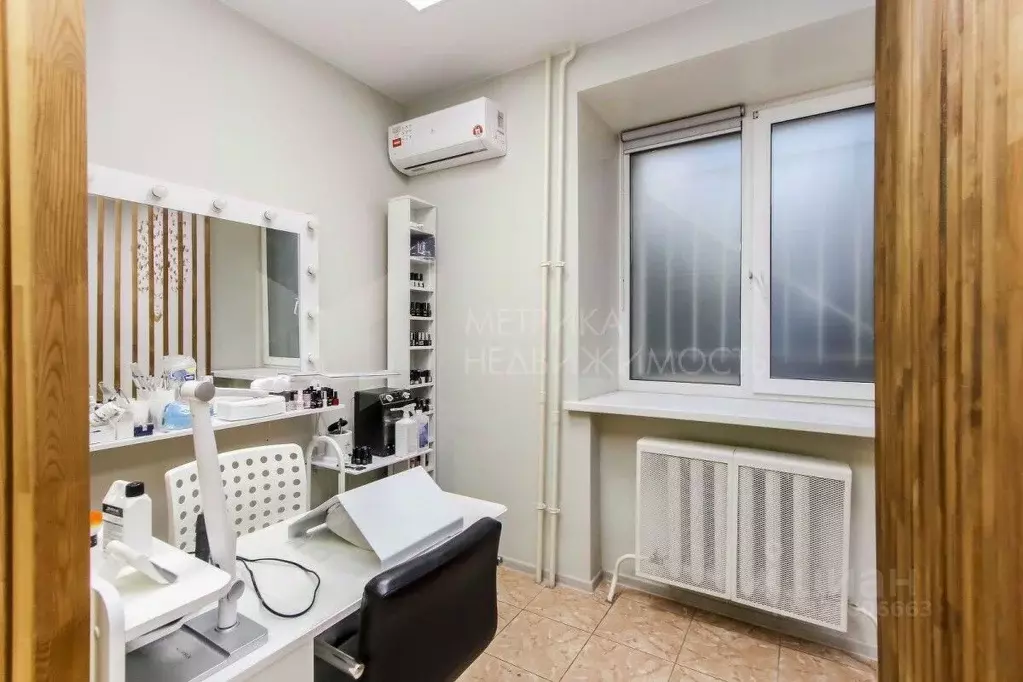 Помещение свободного назначения в Тюменская область, Тюмень Солнечный ... - Фото 1