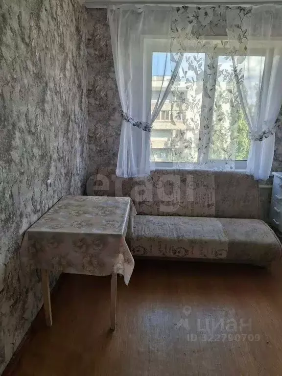 1-к кв. Белгородская область, Старый Оскол Макаренко мкр, 15 (38.7 м) - Фото 1