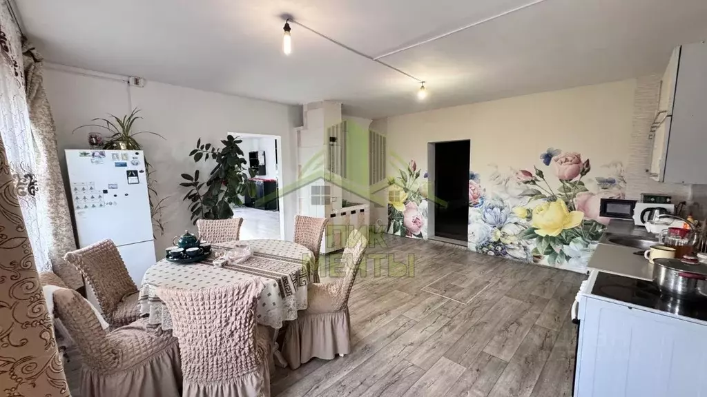 Дом в Бурятия, Улан-Удэ Тулунжа мкр, ул. Юбилейная (184 м) - Фото 1